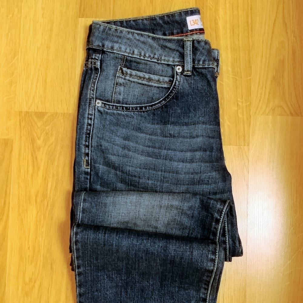 NWT Lee Straight Leg Active Comfort Jean